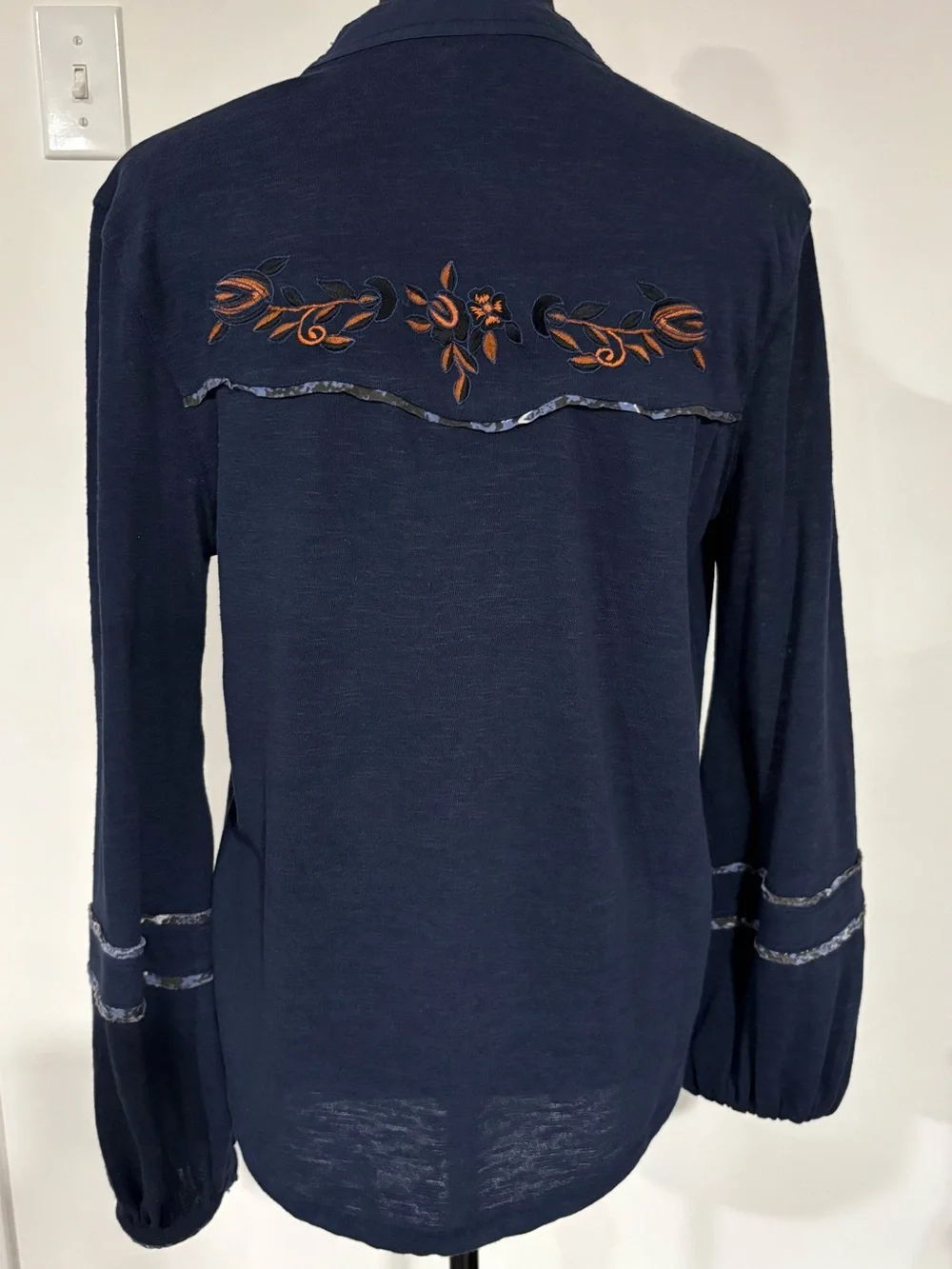 Free People Easy Breezy embroidered Henley Top size Medium